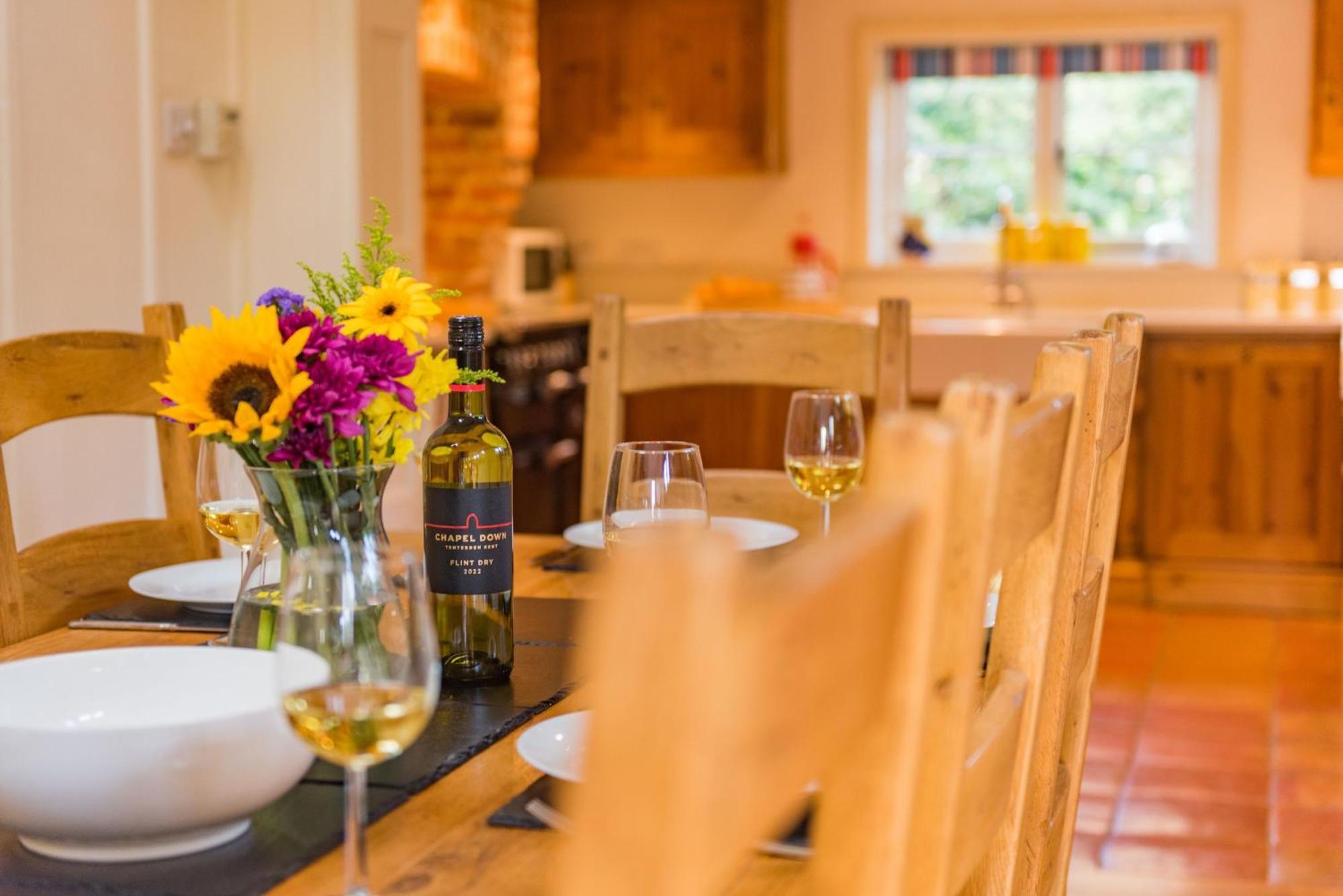 The Oast By Bloom Stays Newenden ภายนอก รูปภาพ
